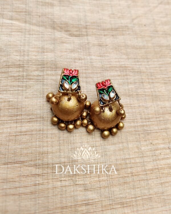 Terracotta- Medium Size Jhumka ( Golden with  Green & Red)
