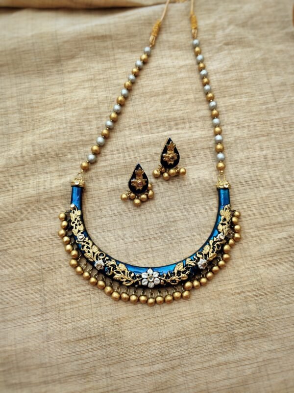 Terracotta-Short Necklace with Medium Size Earrings ( Golden with Blue& Silver)