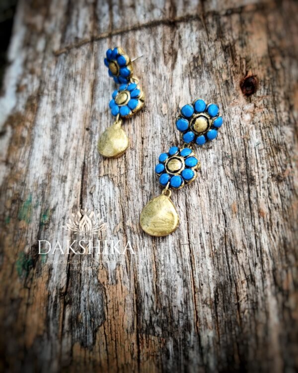 TERRACOTTA - Medium Size Earrings ( Golden With  Blue)