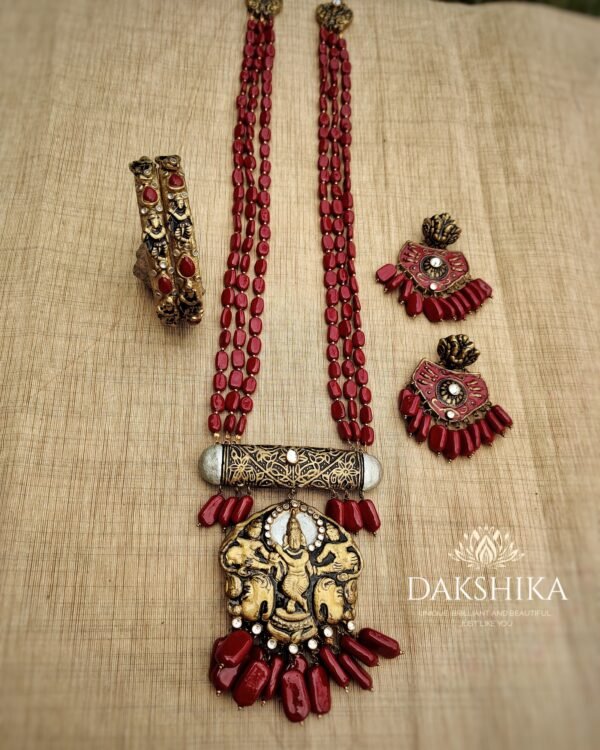 KRISHNA-Terracotta- Necklace With Earrings & Bangles (Golden With Maroon )