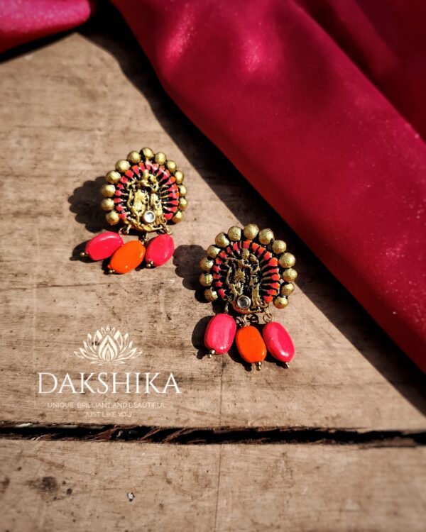 TERRACOTTA - Big Size Stud ( Golden With  Red & Orange)