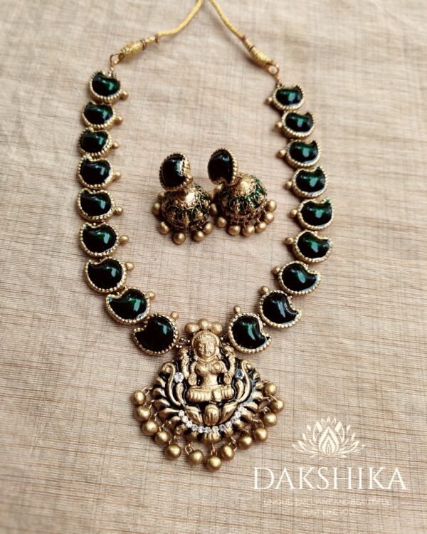 ANGITHA- Terracotta Medium Necklace with Big size jhumka ( Golden with Black)